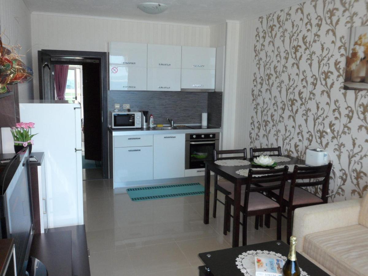 Apartment Sianie В Центъра На Слънчев Бряг, Само На Няколко Крачки От Плажа Extérieur photo